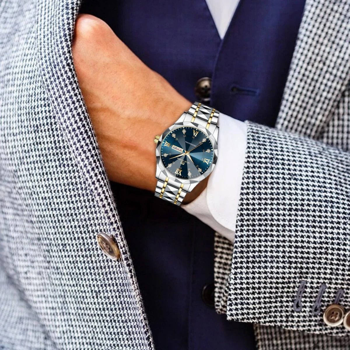 Men’s Luxury Quartz Watch Blue Gold Stainless Steel Night Glow Diamond Style