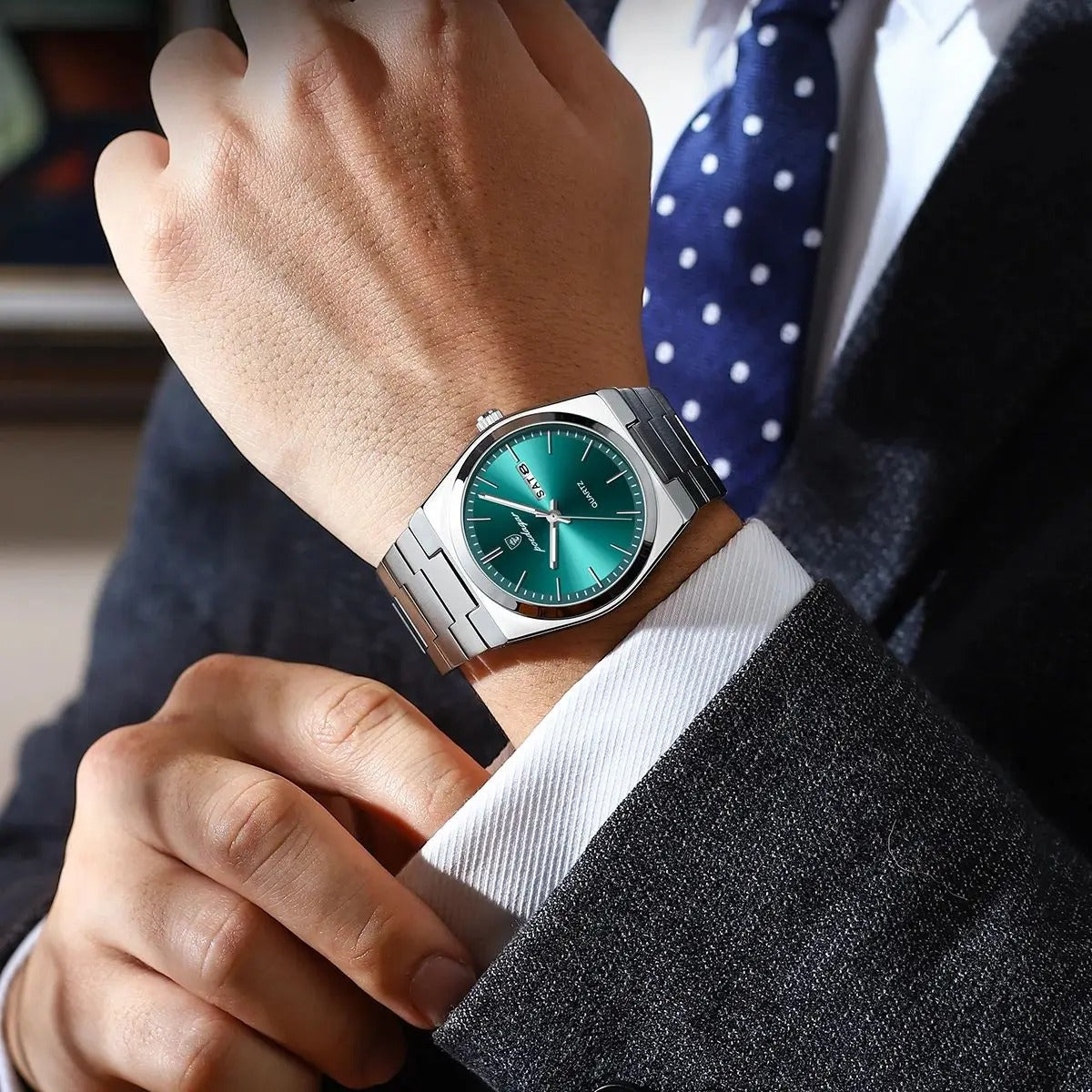 POEDAGAR Men’s Luxury Quartz Watch Stainless Steel Waterproof Luminous Date